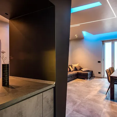 Appartement Luxury Wellness With Jacuzzi & Free Parking *