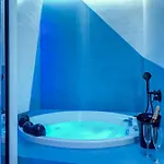 Luxury Wellness With Jacuzzi & Free Parking * Řím