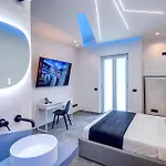 Apartmán Luxury Wellness With Jacuzzi & Free Parking