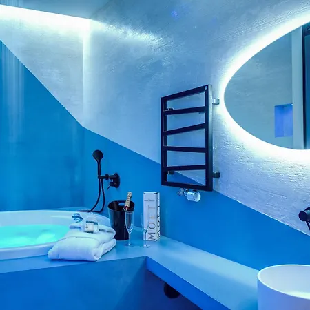 Luxury Wellness With Jacuzzi & Free Parking *