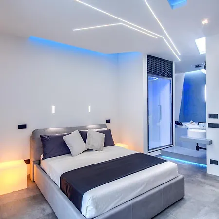 Апартаменты Luxury Wellness With Jacuzzi & Free Parking *