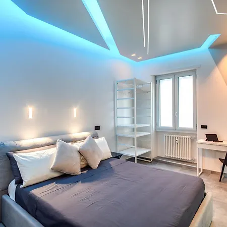 Апартаменты Luxury Wellness With Jacuzzi & Free Parking