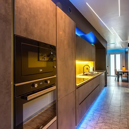Luxury Wellness With Jacuzzi & Free Parking Рим